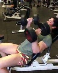 Hipertrofia - Mulheres que treinam pesado e sem frescura ♥