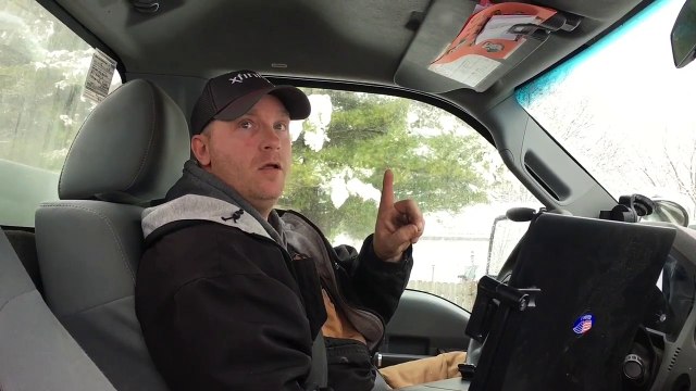 Un camion Comcast provoque plusieurs accidents