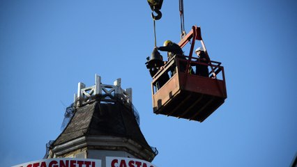 Spectaculaire: démontage du clocher de l’oratoire de l’église des Pères Croisiers 4/4