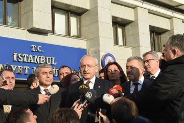 Kılıçdaroğlu İstanbul Emniyet Müdürlüğünü ziyaret etti