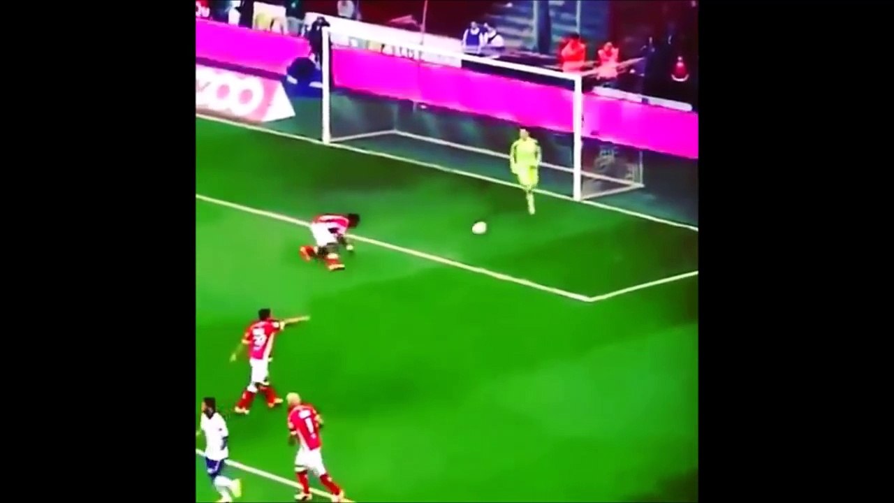 The Dumbest Football/Soccer Players Ever | Football Funny Moments and Fails Compilation