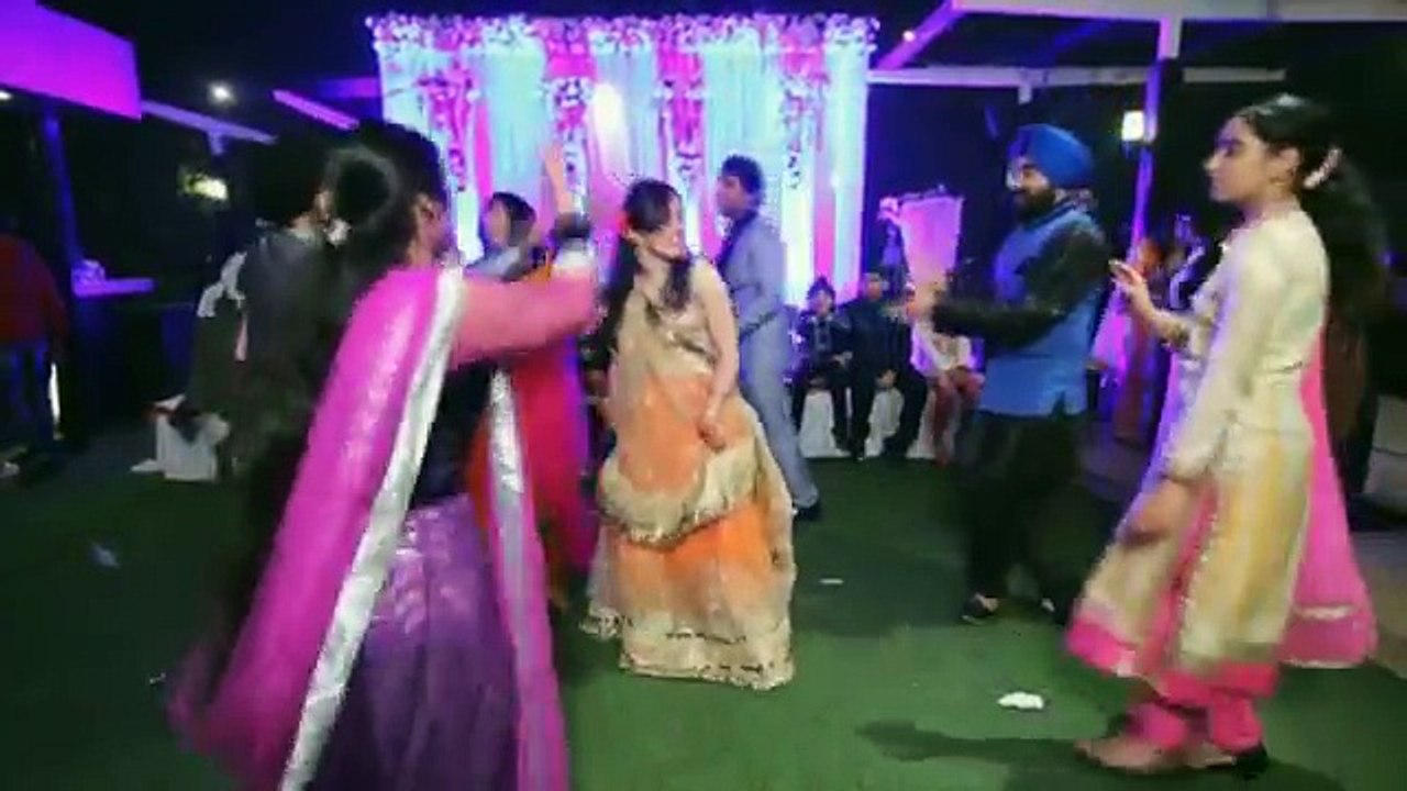 Best Punjabi Wedding Dance By Family and Friends | Indian Wedding Dance | Bollywood Dance | Punjabi Dance