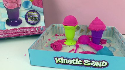 PLAY DOH KOEKIEMONSTER WIL ZAND ETEN! Is dat klei? Dat is niet lekker! Speel met mij