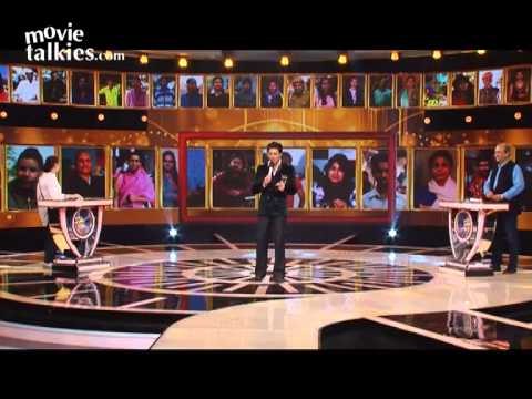 Shah Rukh Khan Drapes A Saree On India Poochega Sabse Shaana Kaun!