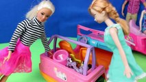 Frozen Car Shopping & Accident Barbie, Elsa, Anna, Kristoff Buy Barbie RV Car DisneyCarToys