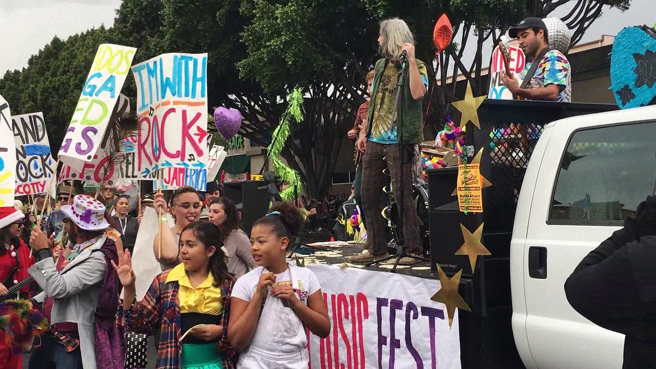 Pasadena Doo Dah Parade 2016: Entertaining LA