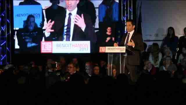 Exministro francés Hamon presenta su candidatura a las primarias socialistas