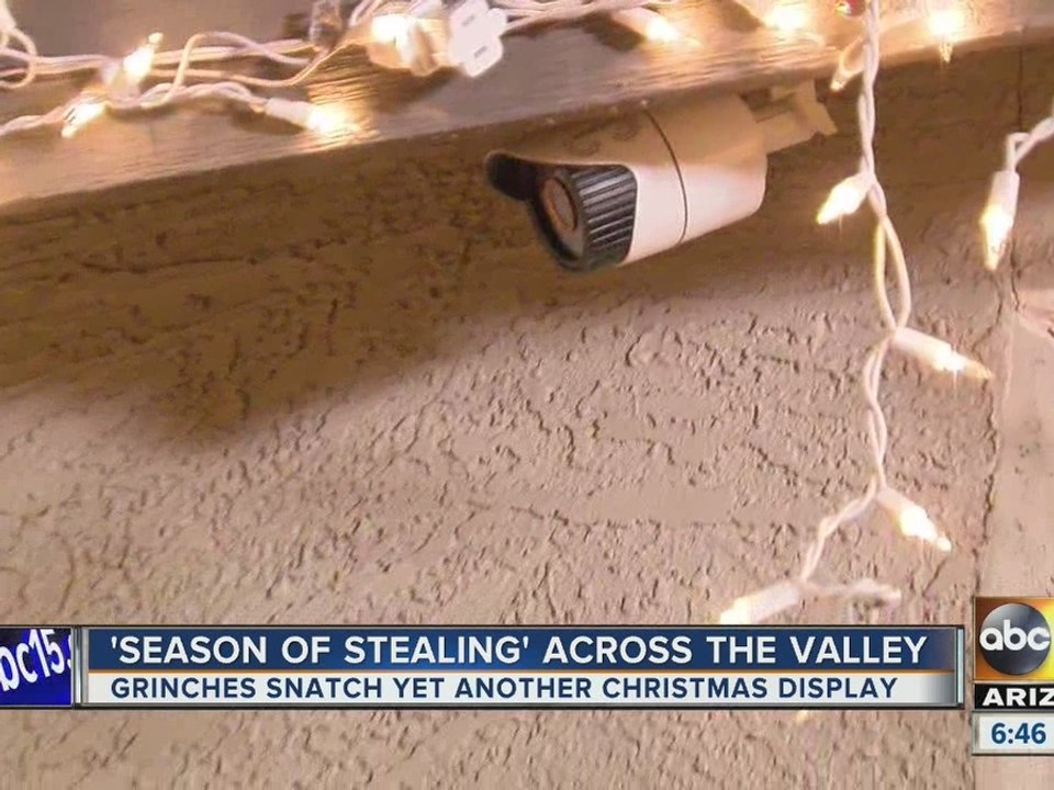More Christmas decorations stolen in Valley neighborhood video