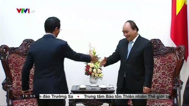 Thủ tướng Nguyễn Xuân Phúc tiếp Chủ tịch Tập đoàn DP World, UAE