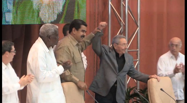 En aniversario de la ALBA, Maduro y Castro estrechan vínculos