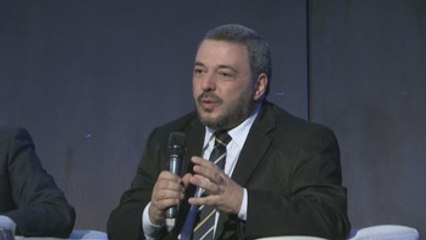 Trump y Brexit crean incertidumbre en la política monetaria, según expertos