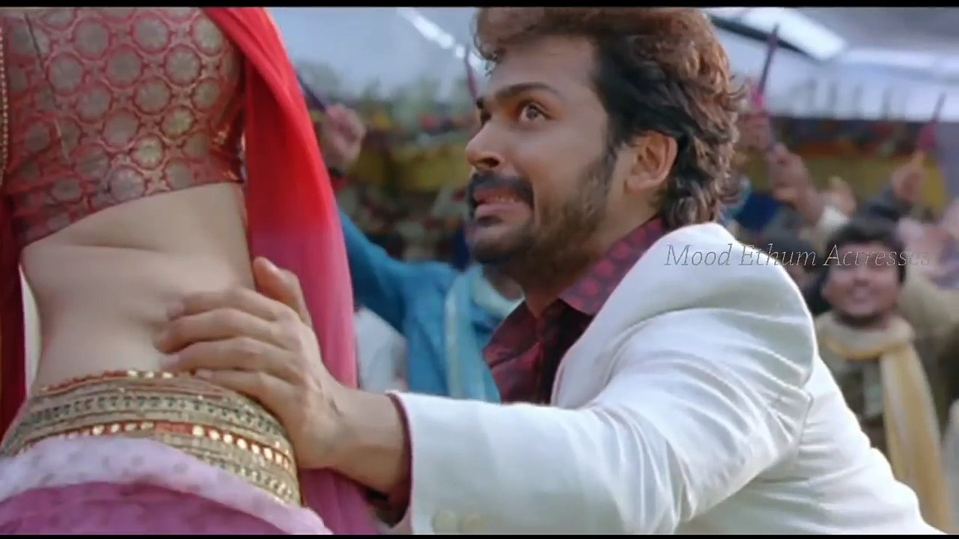 ⁣Tamanna Hot Navel Show 2