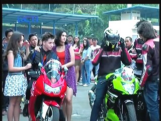 Scene Boy n Mondy AJ001