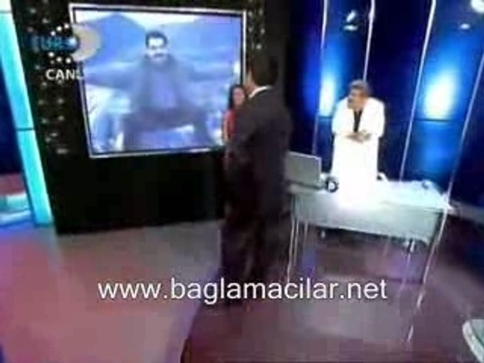 Ibrahim tatlıses-yalnızım dostlarım