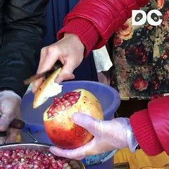 How to make pomegranate juice?
