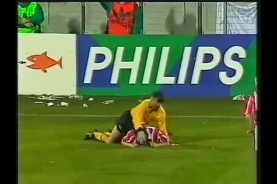 04.11.1992 - 1992-1993 UEFA Champions League 2nd Round 2nd Leg PSV Eindhoven 3-0 AEK