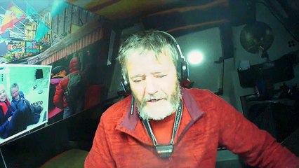 D39 : Images from Enda O'Coineen / Vendée Globe