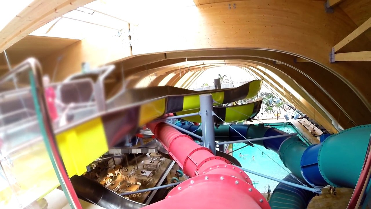 Therme Bucuresti - _Quasar_ Space Bowl Trichterrutsche Onride POV