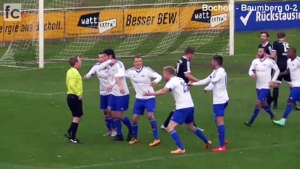 L'arbitre lui offre un penalty, ce joueur fair-play le refuse