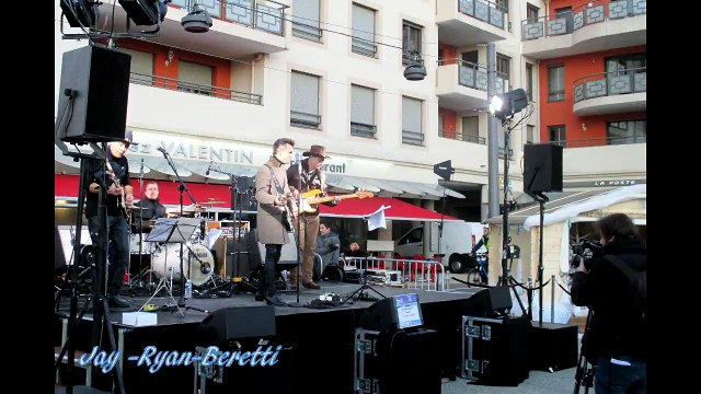 Genas - Noël 2016 - sur la place avec -Jay Ryan Beretti
