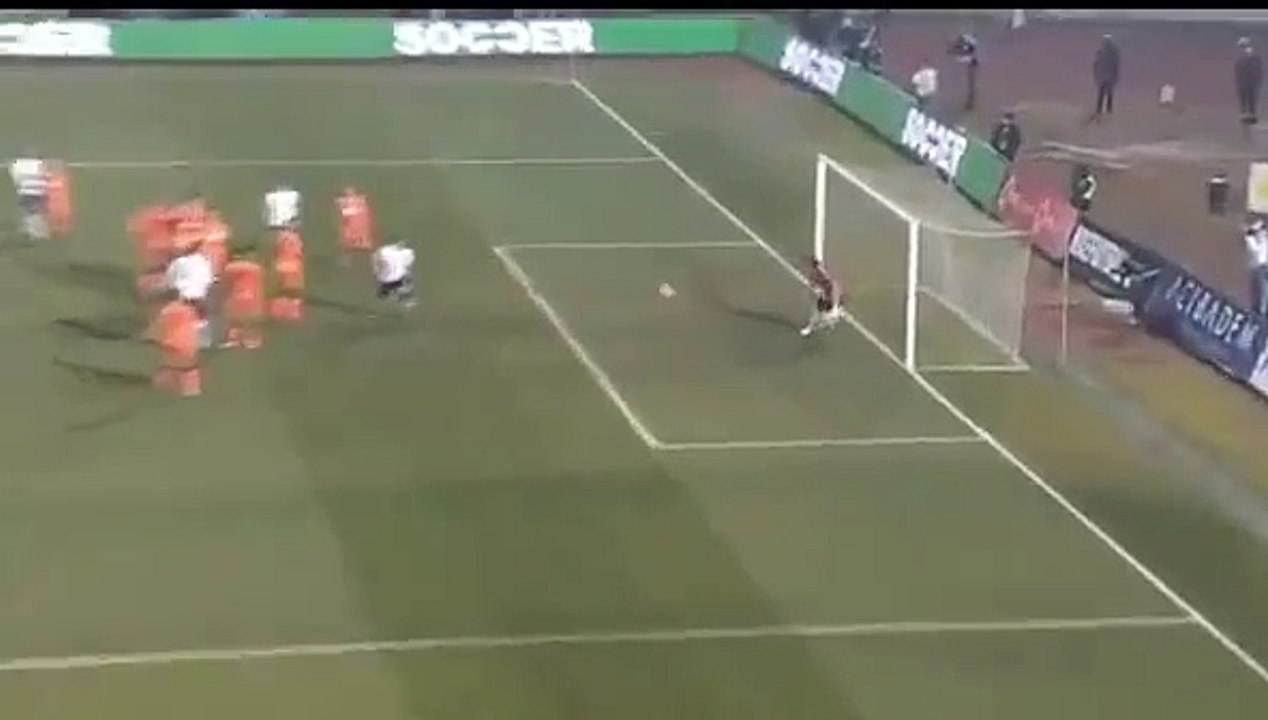 Partizan - Spartak 2 - 0 Free-Kick Gol Leonarda iz slobodnog udarca 63’-Partizan povecava vodjstvo