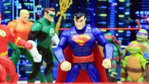 Teenage Mutant Ninja Turtles Wrestling Superheroes Batman and Superman with The Flash and Aquaman
