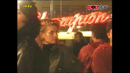 ΣΑΚΗΣ ΡΟΥΒΑΣ-ΜΗΝ ΑΝΤΙΣΤΕΚΕΣΑΙ video clip