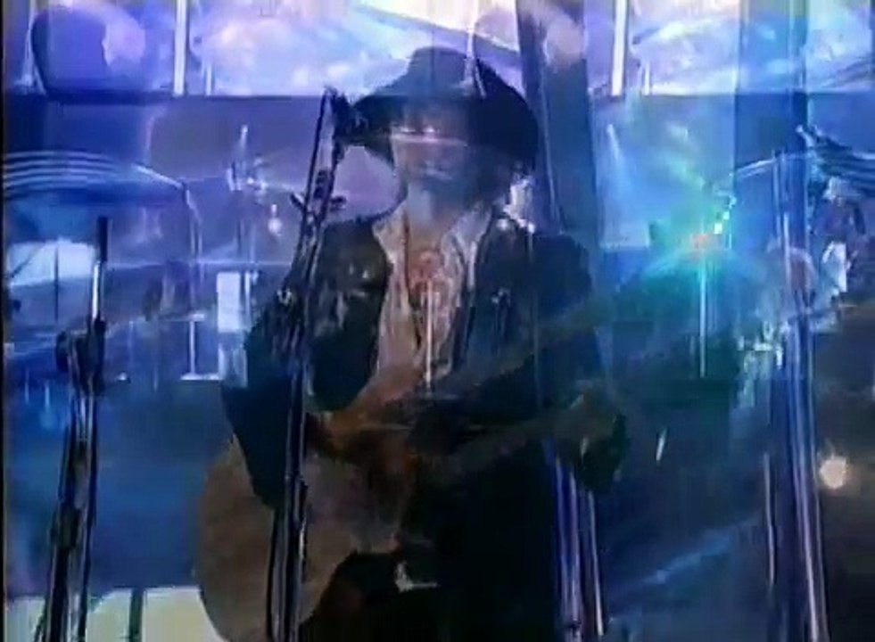 Bon Jovi - Giants Stadium USA 2001 - Wanted Dead Or Alive