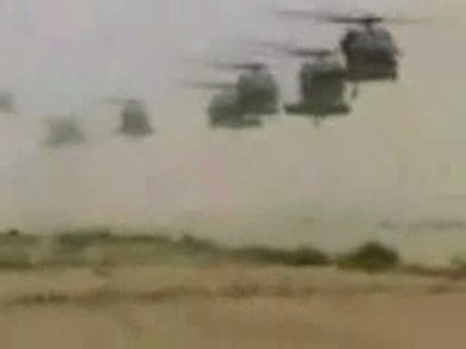 Bakar feat Medine et Sinik - Les Gens Comme Eux