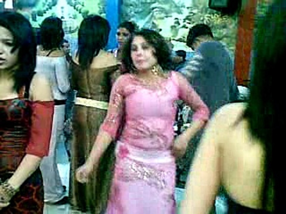 Beautiful Arabic Gils dance in private party