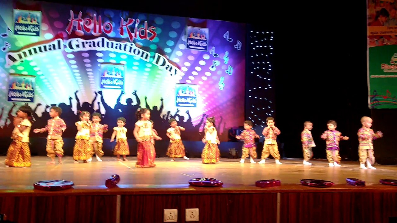 Play Group Small Children Super Dance Programme On Stage