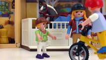 Playmobil film Nederlands manege – Hanna en Louisa op de manege