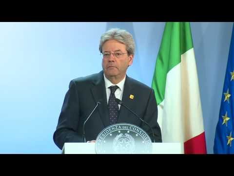 Bruxelles - Conferenza stampa Gentiloni al termine del Consiglio Europeo (15.12.16)
