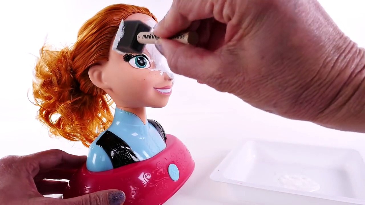 Turning Princess Anna into Hello Kitty - Disney Frozen Makeup Facepainting Video!