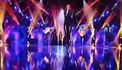 Renaud Sechan W9 d'Or Louane reprend la chanson chez la Mère à Titi