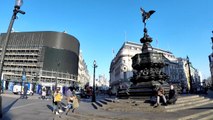 Walking in London. From Covent Garden to Piccadilly Circus to Oxford Circus