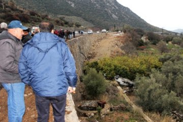 Çeyiz Alışverişine Giderken Uçuruma Yuvarlandılar