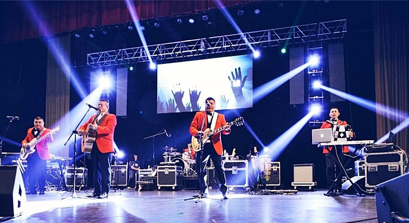 Medley Coros Cumbia - Los Embajadores Del Rey (En Vivo)