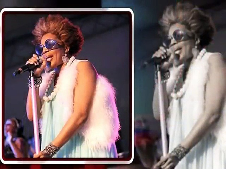 HowardTV Howard bullied on Twitter and Sal can t pronounce Elle