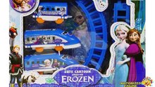 TRAINS FOR CHILDREN VIDEO: Train Frozen and Disney Cartoon Characters Elsa Kristoff & Sven