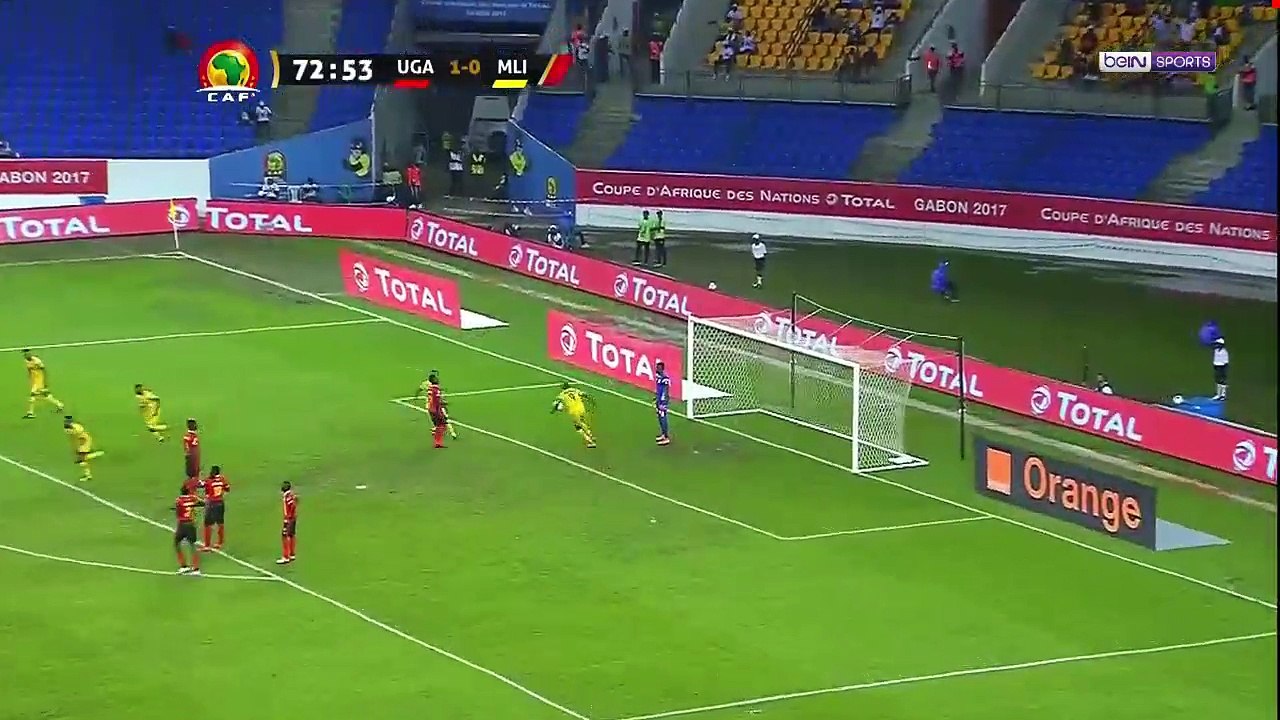 Le missile sur coup franc de Bissouma pour le Mali !