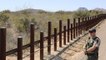 Они не пройдут: США построят стену на границе с Мексикой. Это сохранит жизни рабочие места, заявил Трамп.