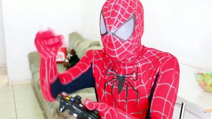 Maleficent FART ON Spiderman FACE - Fart Prank! Superhero In Real Life IRL