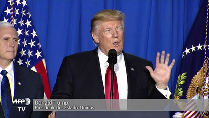 Trump assina decreto sobre construção de muro com México