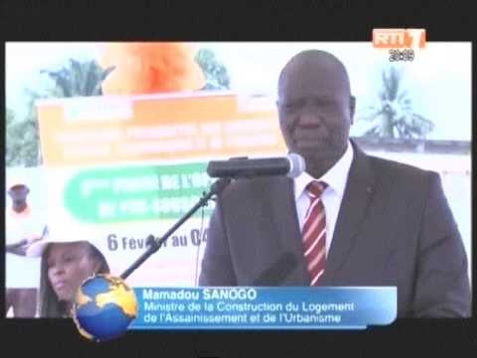 Bingerville: Duncan visite les sites de construction des logements sociaux