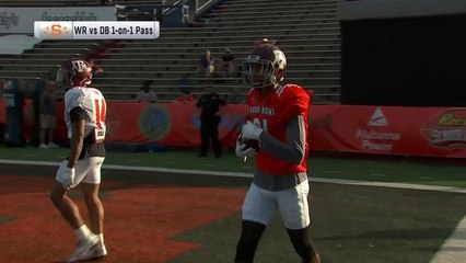 Josh Reynolds makes impressive over-the-shoulder catch