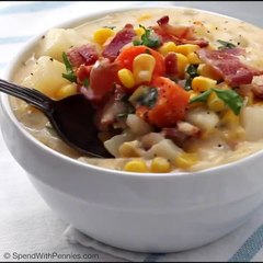 Slow Cooker: Creamy Bacon Corn Chowder