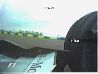 Kimi raikkonen a alonso silverstone 2002