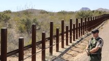 Donald Trump Meksika Sınırına Duvar Örülmesi İçin İlk Adımı Attı