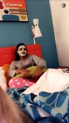 GIOVANNA CHAVES EXPERIMENTANDO BEBIDAS DE OUTROS PAISES